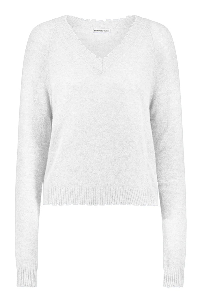 Cashmere Frayed Edge Vee